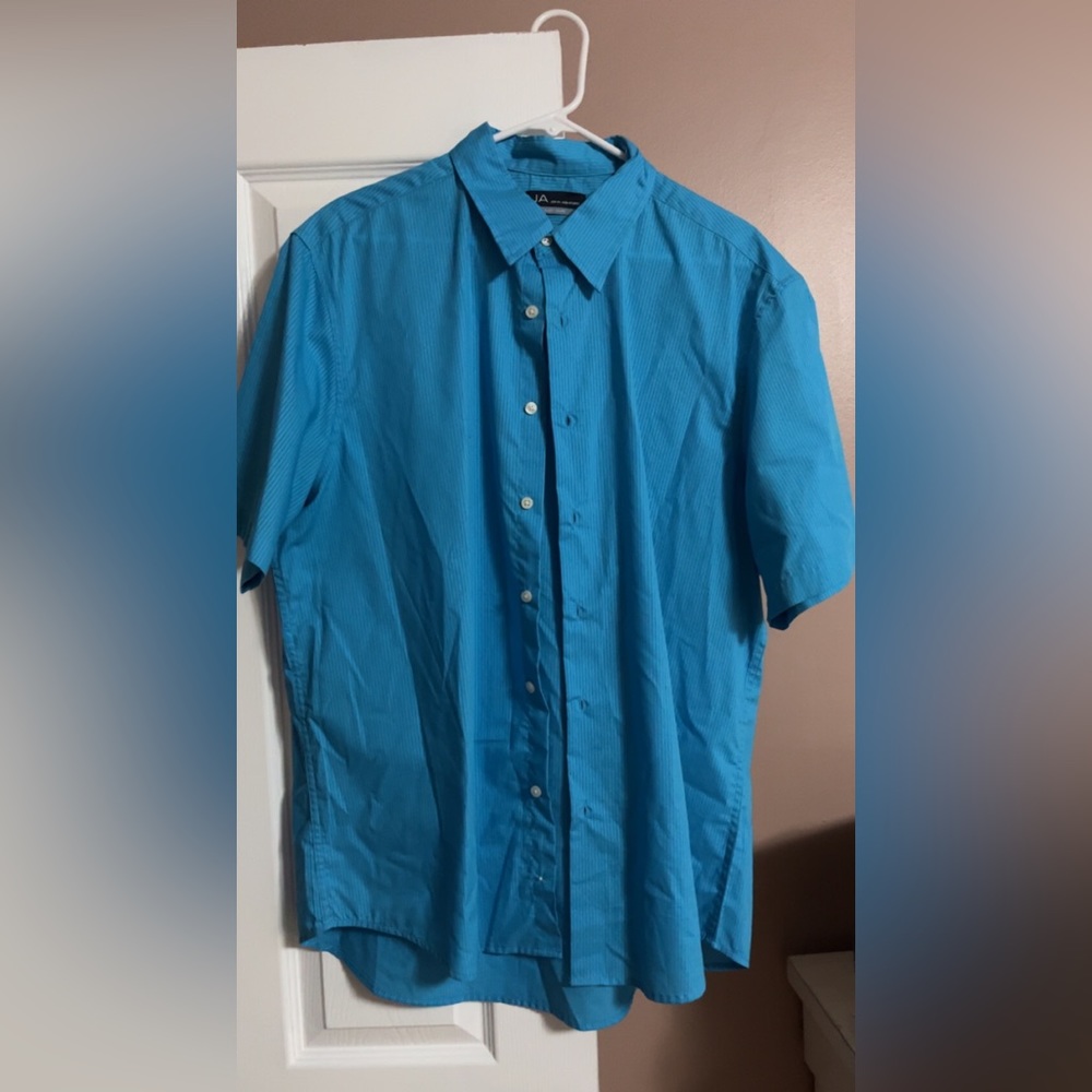 Mans xl classic fit collar shirt